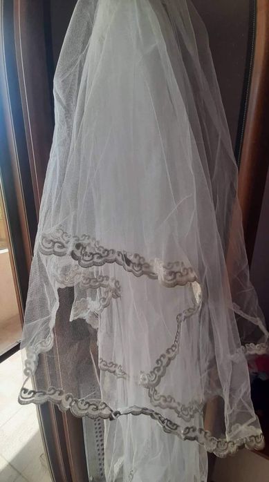 Дамска сватбена рокля