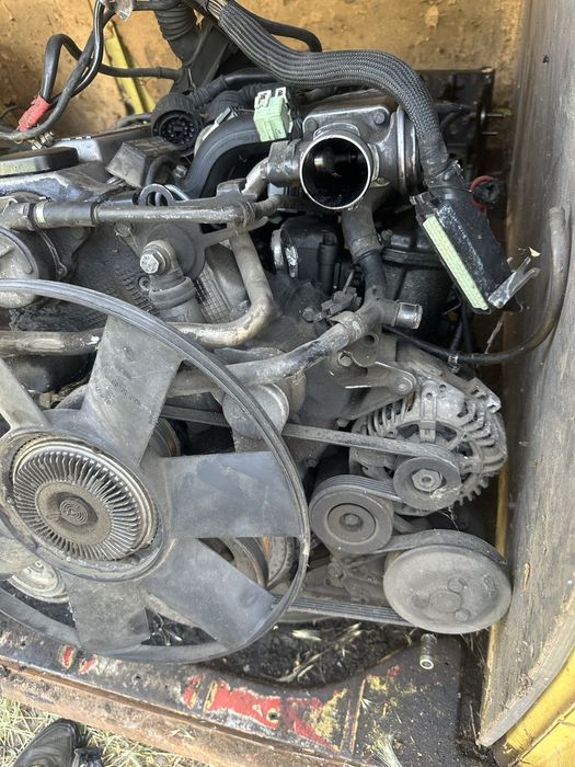 Двигател за bmw 1.8tds