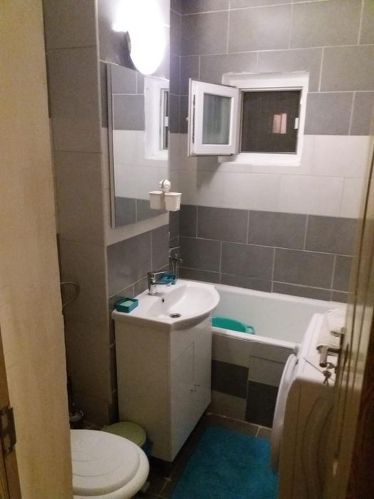 Vând garsonieră Brădet etaj 3