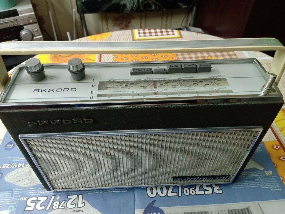Радио AUUORD AUTOTOURIST Германия 4 Канално U/L/M/K
