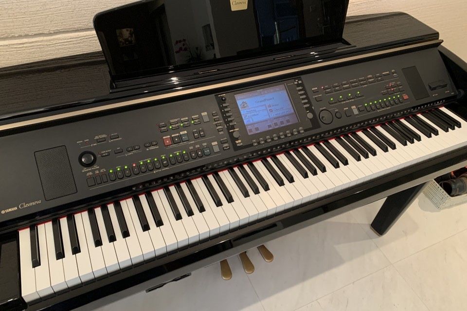 Pian Electronic Digital Yamaha Clavinova CVP 309
