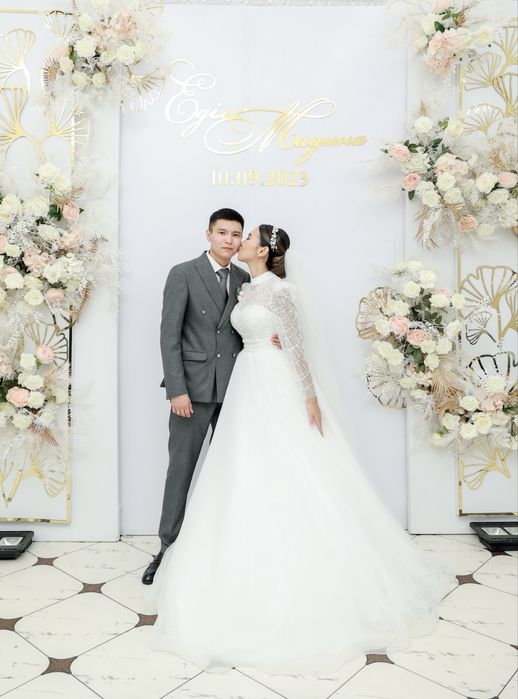 Свадебное платье