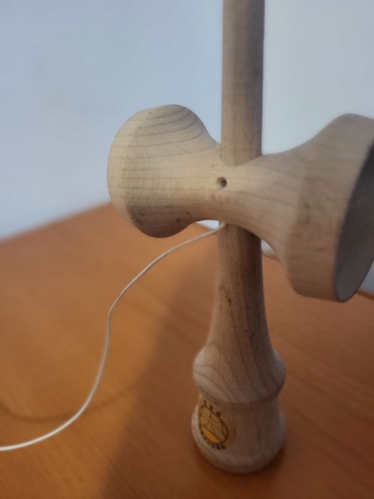 Vând Kendama Ozora