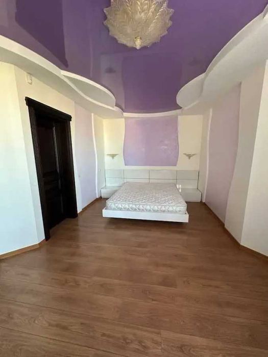 Дава се под наем Тристаен апартамент в София, Зона Б-18 - 100 кв.м за 612 € - Снимка #2