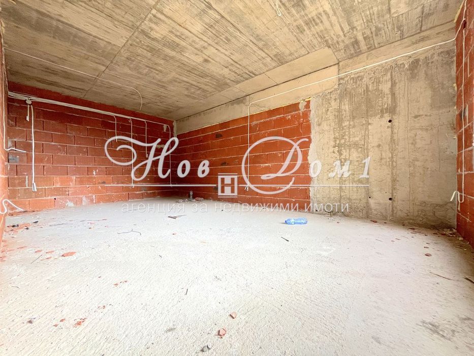 Продава се Двустаен апартамент в София, Надежда 4 - 68 кв.м за 1653 €/кв.м - Снимка #1