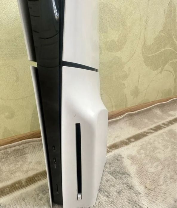 Sony Playstation 5 slim