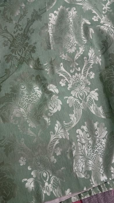 Продам две шторы