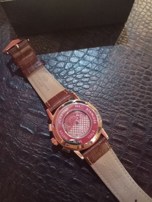 Мужские наручные часы с хронографом!