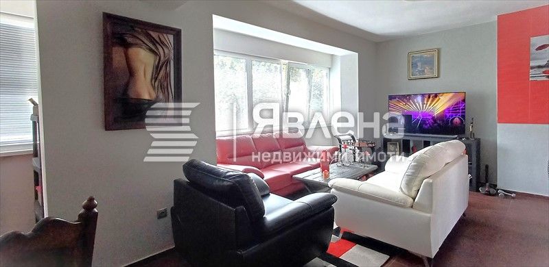 Продава се Двустаен апартамент в София, Гео Милев - 68 кв.м за 3375 €/кв.м - Снимка #1