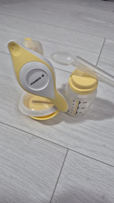 Молокоотсос Medela