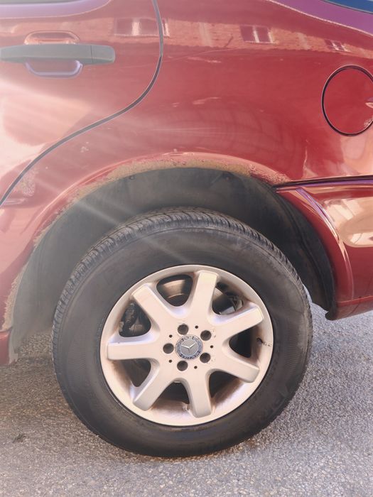 Mercedes ML 2.7 с десен волан Facelift