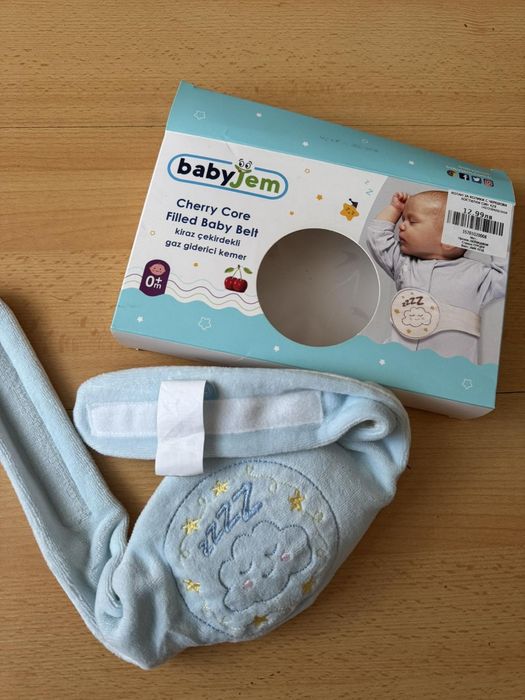 Помпа за кърма Medela + подарък