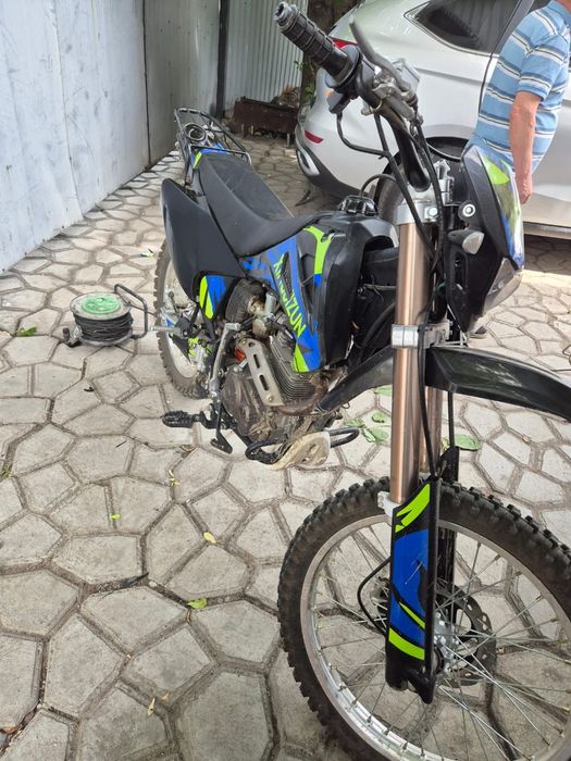 Мотоцикл Эндуро xung