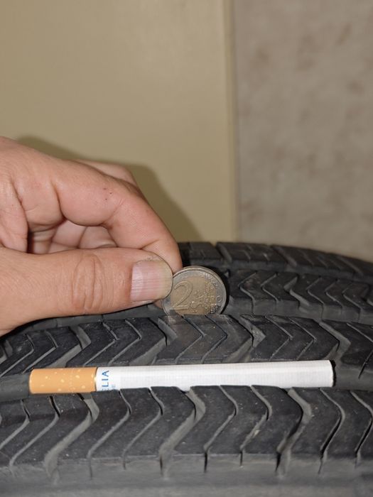 Goodyear Eagle Sport AS 245/40R19