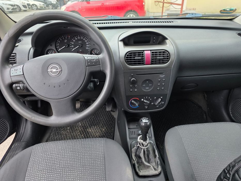 Opel corsa  1.2 benzina