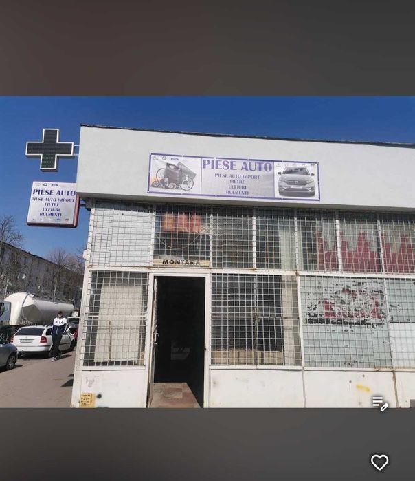 Vând spațiu comercial la piața mică ,strada Epureanu ,între farmacia Hipocrate și Berlin.