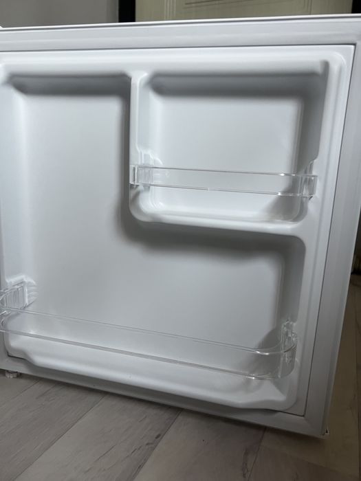 Новый компактный холодильник