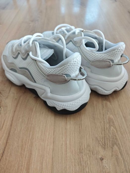 Adidas Ozweego J