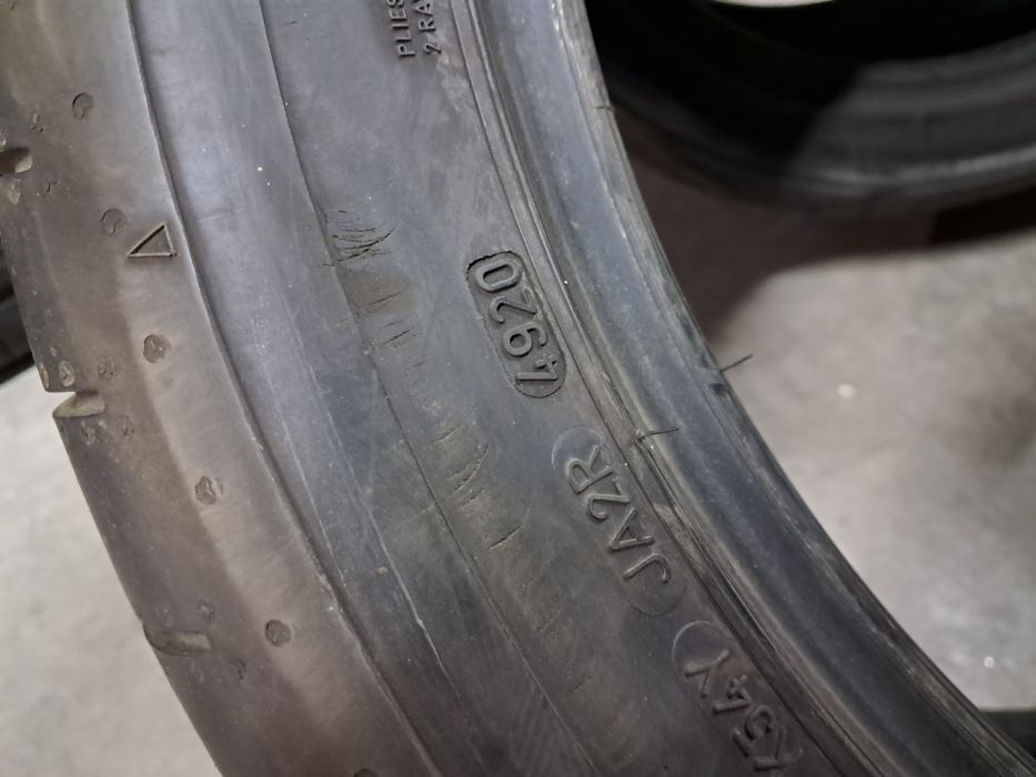 Anvelope second iarna 285 40 R20 Dunlop