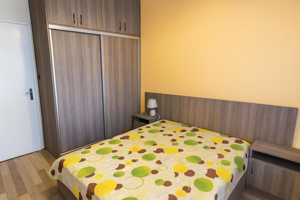 Дава се под наем Тристаен апартамент в Пловдив, Център - 92 кв.м за 382.5 € - Снимка #1