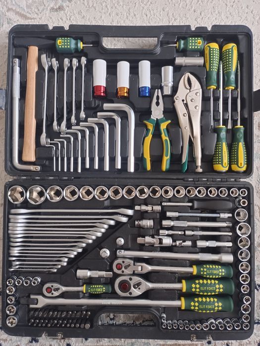 Набор инструментов автомобильный Elit force