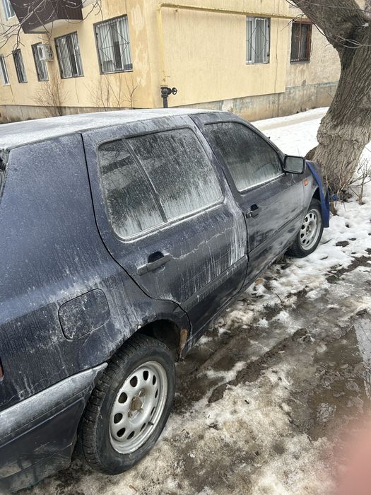 Продам гольф 3 1.8 моно 1994