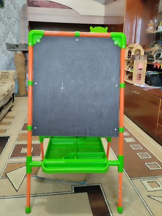 Детский мольберт