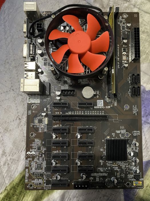 Материнская плата B250 BTC-12p сокет-1151 процессор i3-7700