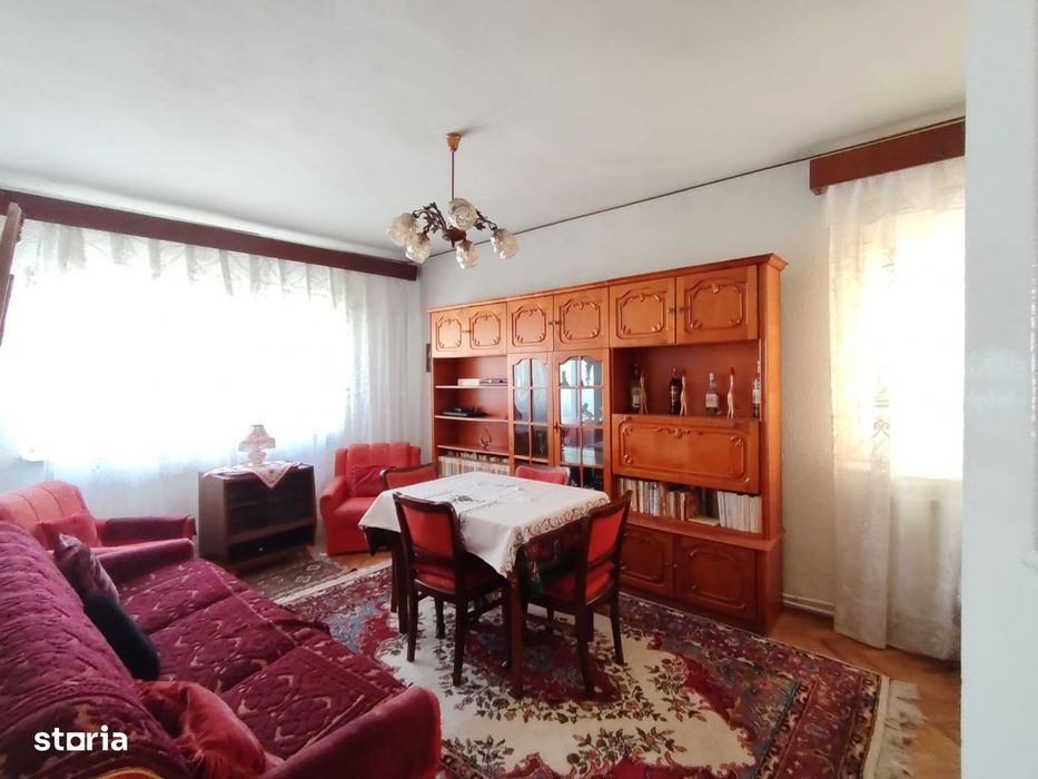 Apartament 3 camere, zona Gara