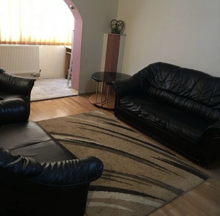 Apartament 2 camere semidecomandat
