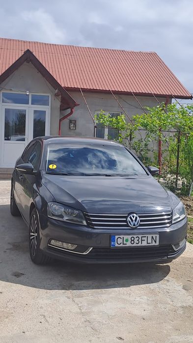 Vând passat b7 an 2012