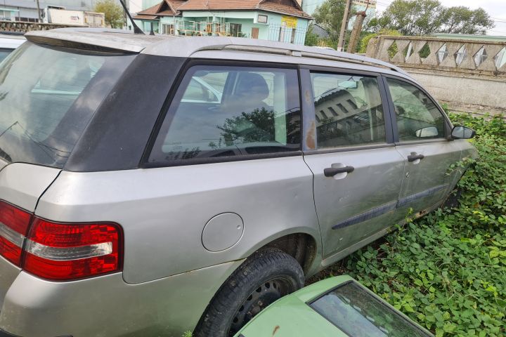 Debitmetru aer 0 280 218 120 Fiat Stilo prima generatie