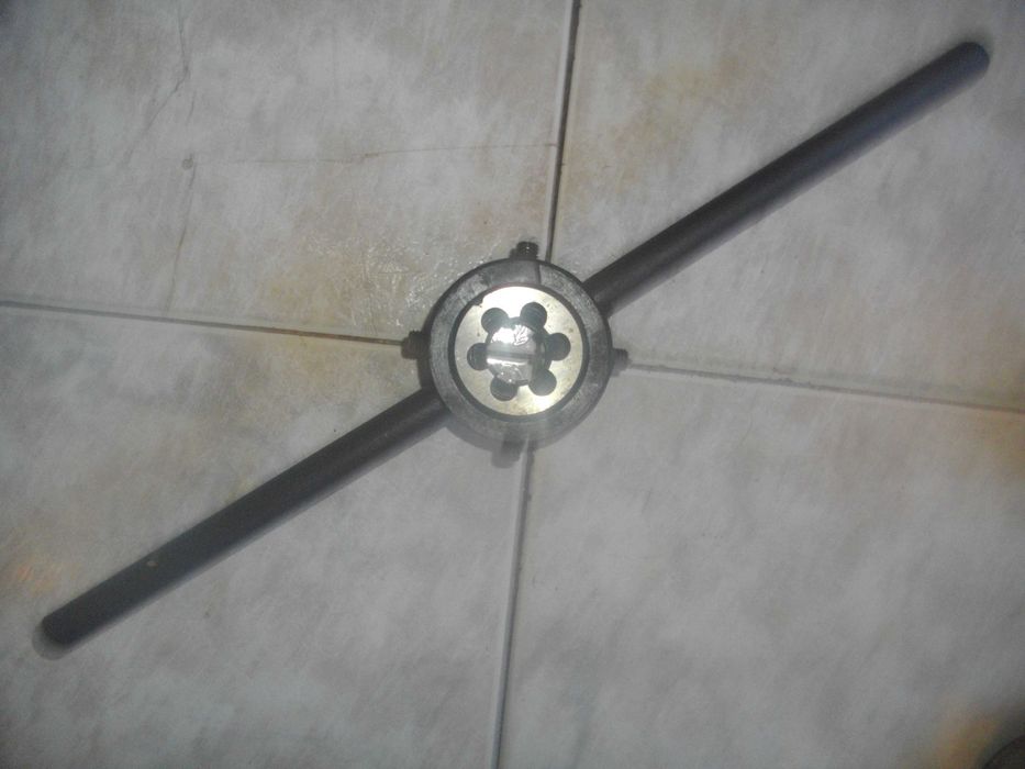 Винтонарезка 2"/Ножове PROKOM/ Плашка/ROTHENBERGER Ключ/Тръборез/Куфар