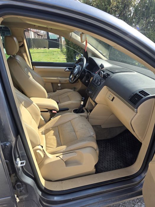 Volkswagen touran VW