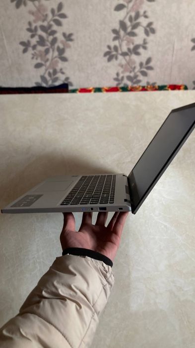 Noutbok sotiladi markasi aser