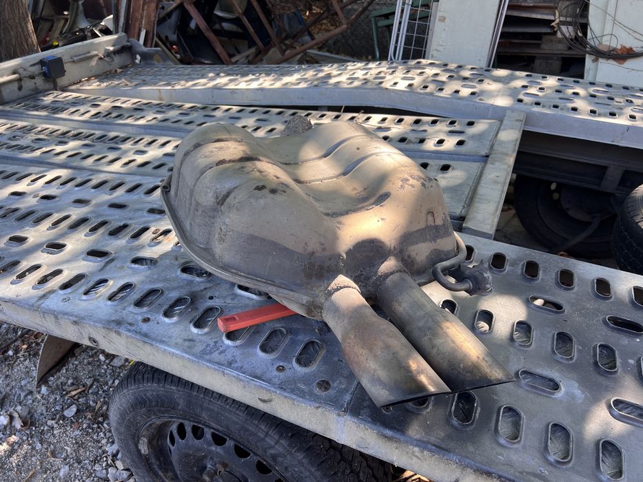 Крайно гърне ауспух от пасат 6 2.0 фси мотор pasat 6 2.0 fsi