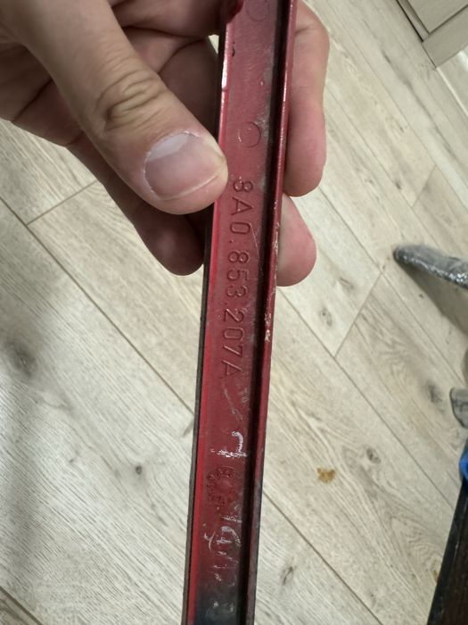 Ресничка фары Ауди 80