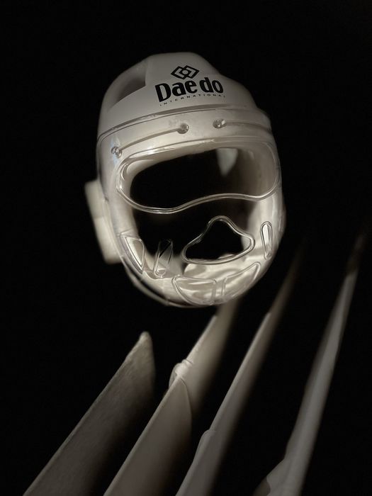 Продам защитный шлем размер L