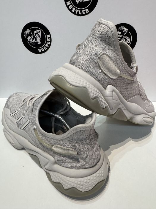 Маратонки ADIDAS OZWEEGO .Номер 45.5