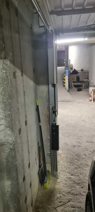 Гаражна врата SAAV