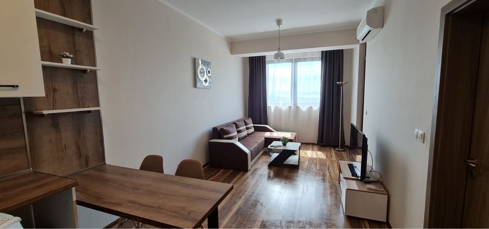 Двустаен апартамент до морската градина. Безплатен паркинг