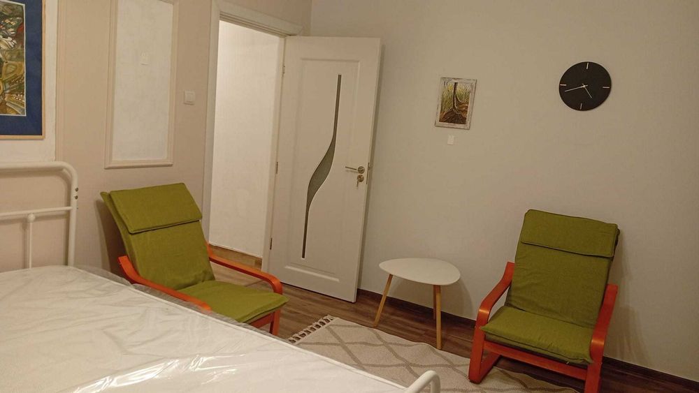 Inchiriez garsoniera.Proprietar