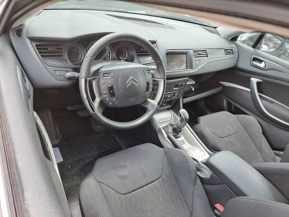 Dezmembrez Citroen C5 III 1.6 HDI 9hr 114 cai Euro 5