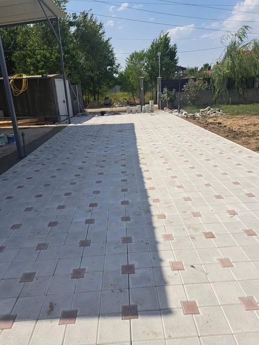 Pavaje model Combi Striat de la 39lei mp Montaj Pavele Transport Dale