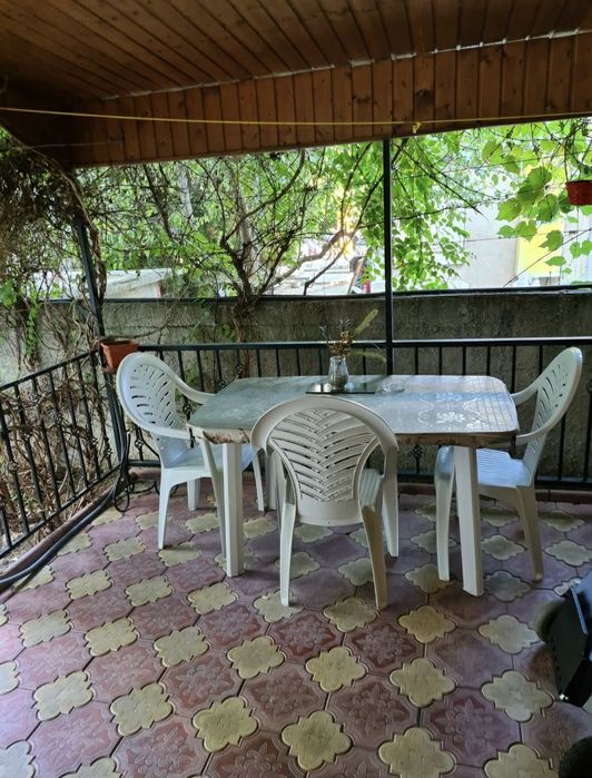 Apartament 3 camere decomandat.