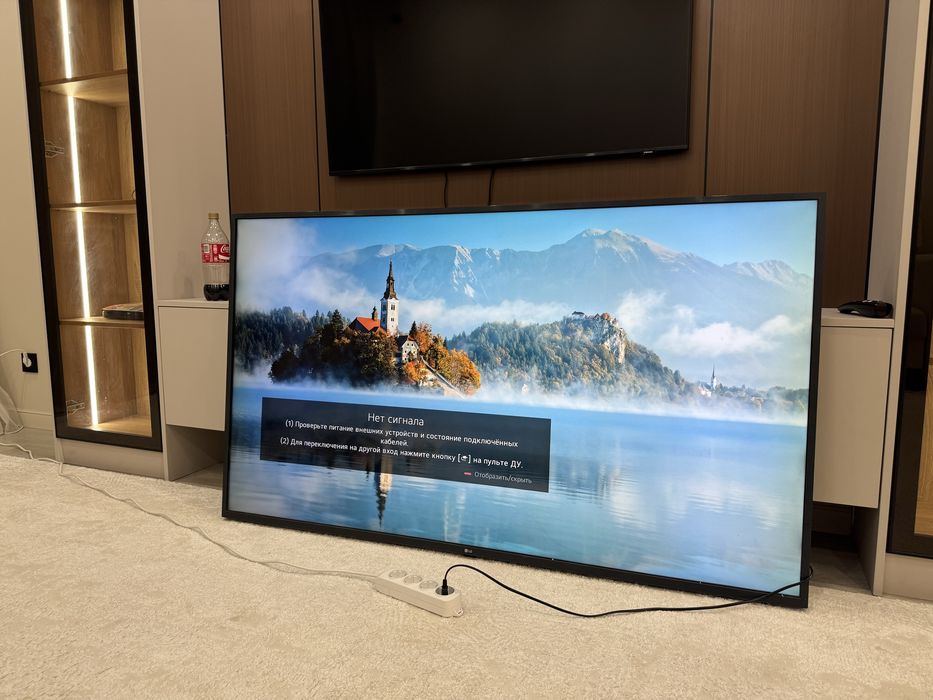 Продаетс телевизор LG 65UN73506LB
