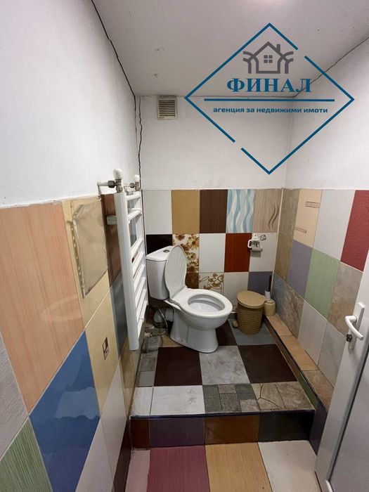 Търговски обект в с. Хан Крум