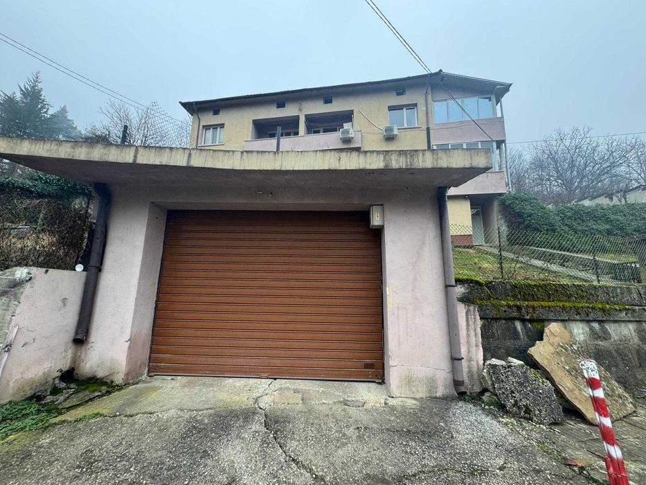 Триетажна Къща гр. Габрово, Хаджицонев Мост