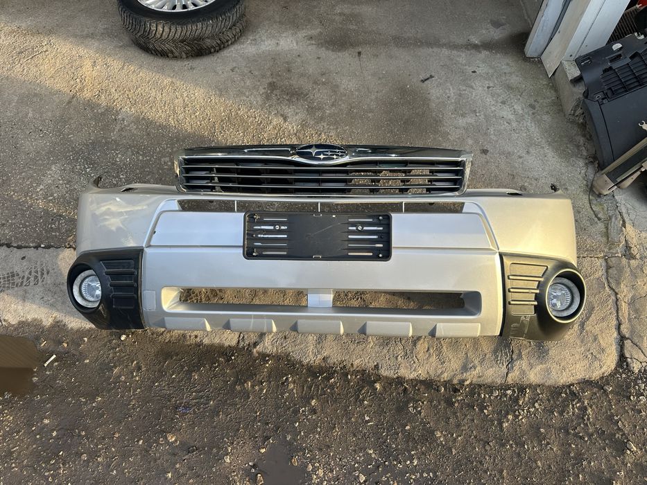 Предна броня комплект за Субару Форестър 2008-2012г.!