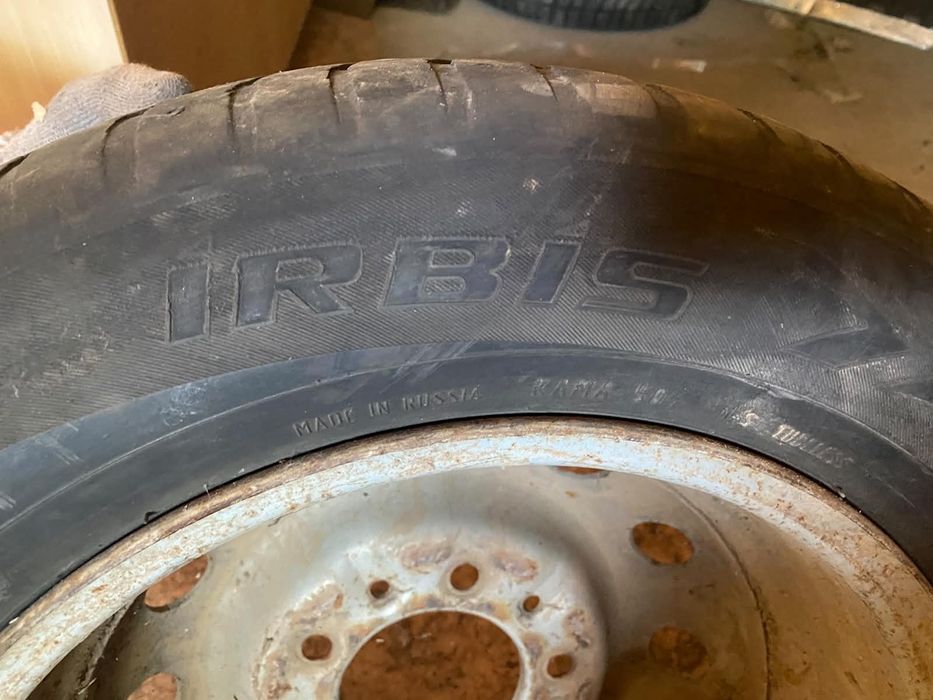 Резина с дисками на ниву 195/65R15